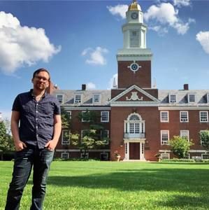 Meet your Posher, Larry